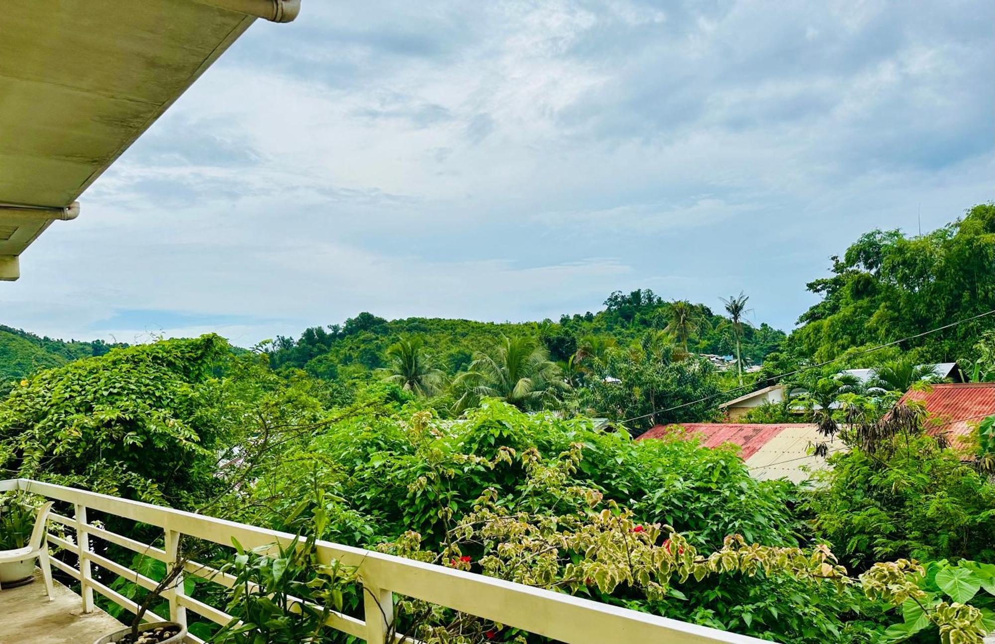 Home In Taytay Exterior photo